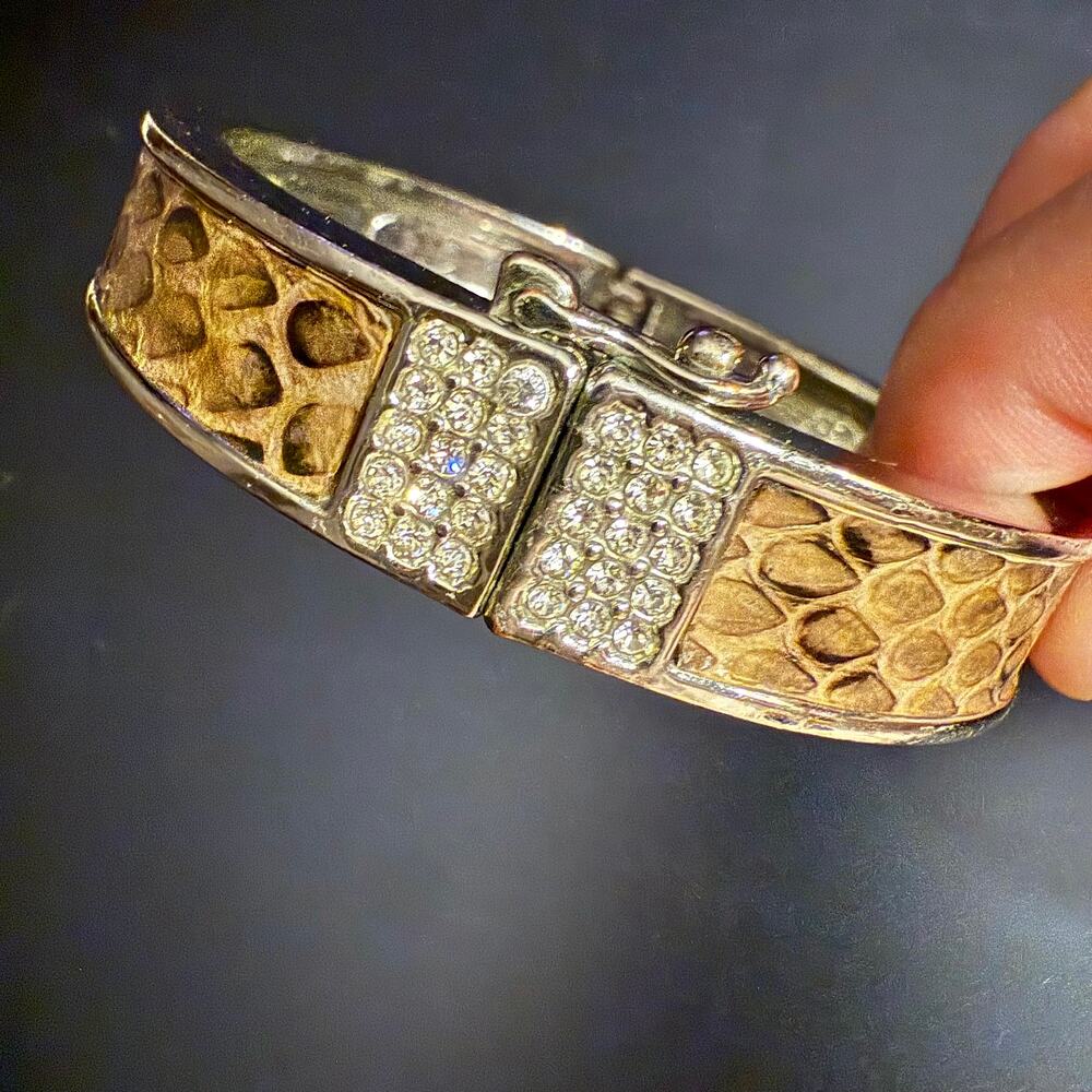ANN TAYLOR Silvertone Rhinestone Snakeskin Hinged Bracelet